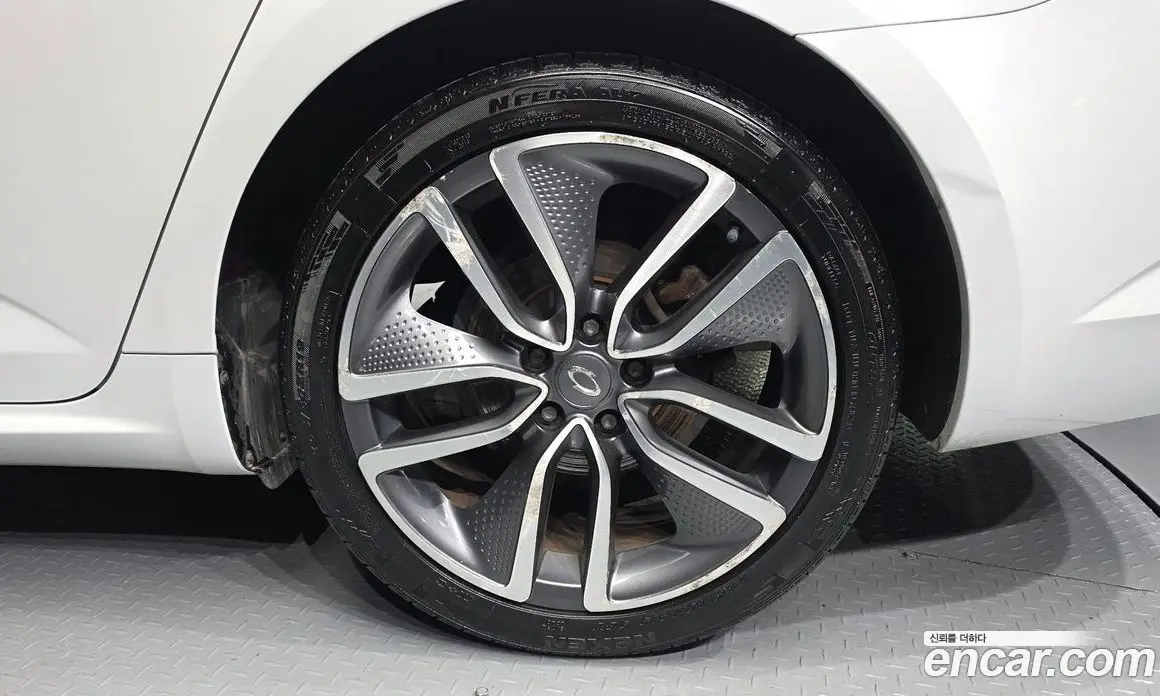 Renault (Samsung) SM6 2016 2.0 автомат (гидро), фото 7 Renault (Samsung) SM6 2016 2.0 автомат (гидро), фото 7