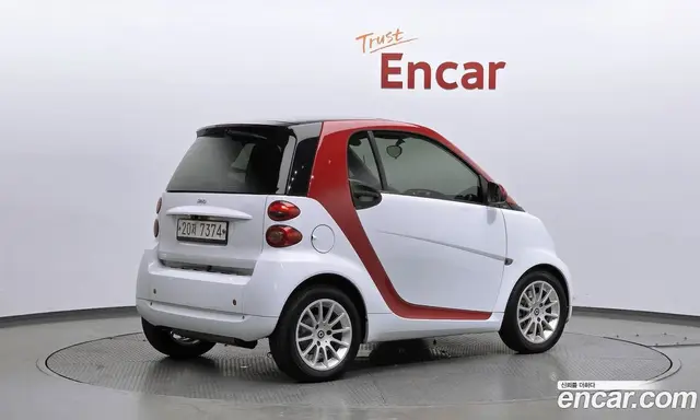 Smart Fortwo 2014 1.0 механика, миниатюра 2 Smart Fortwo 2014 1.0 механика, миниатюра 2