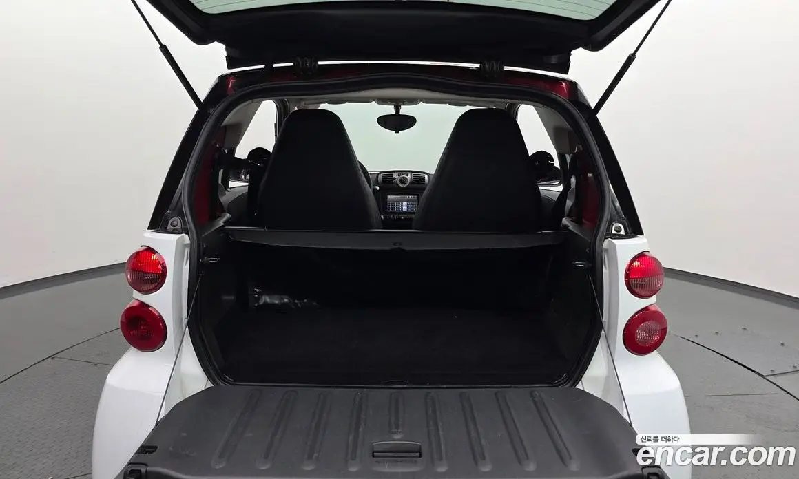 Smart Fortwo 2014 1.0 механика, фото 20 Smart Fortwo 2014 1.0 механика, фото 20
