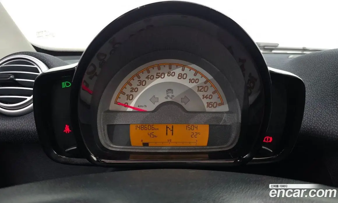 Smart Fortwo 2014 1.0 механика, фото 8 Smart Fortwo 2014 1.0 механика, фото 8