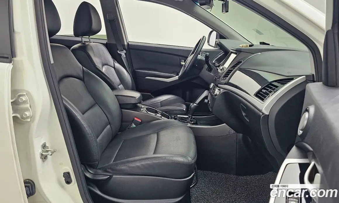 SsangYong Korando 2017 2.2 автомат (гидро), фото 17 SsangYong Korando 2017 2.2 автомат (гидро), фото 17