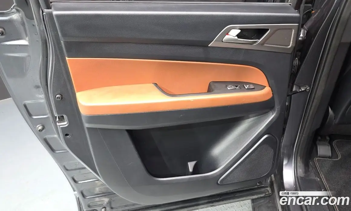 SsangYong Rexton 2018 2.2 автомат (гидро), фото 15 SsangYong Rexton 2018 2.2 автомат (гидро), фото 15