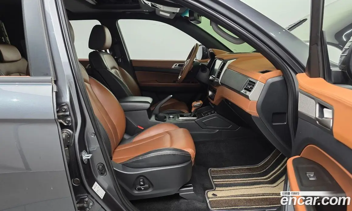 SsangYong Rexton 2018 2.2 автомат (гидро), фото 17 SsangYong Rexton 2018 2.2 автомат (гидро), фото 17