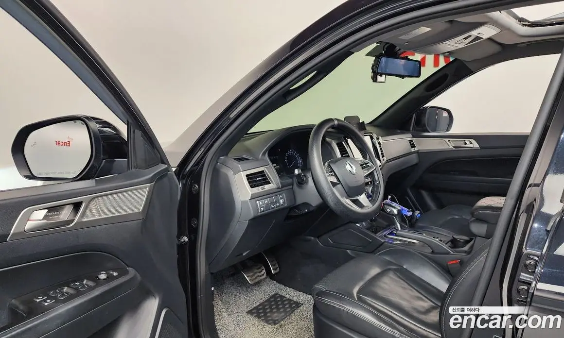 SsangYong Rexton 2018 2.2 автомат (гидро), фото 13 SsangYong Rexton 2018 2.2 автомат (гидро), фото 13