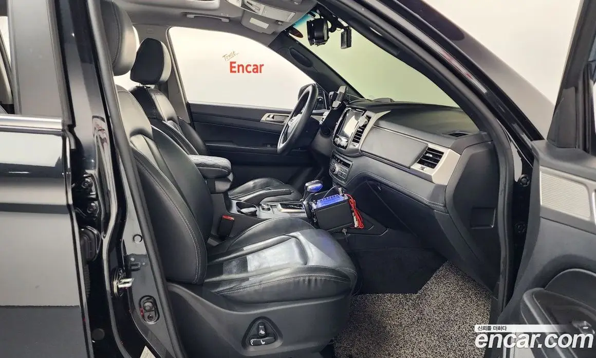 SsangYong Rexton 2018 2.2 автомат (гидро), фото 17 SsangYong Rexton 2018 2.2 автомат (гидро), фото 17