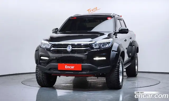 SsangYong Rexton 2018 2.2 автомат (гидро), миниатюра 3 SsangYong Rexton 2018 2.2 автомат (гидро), миниатюра 3