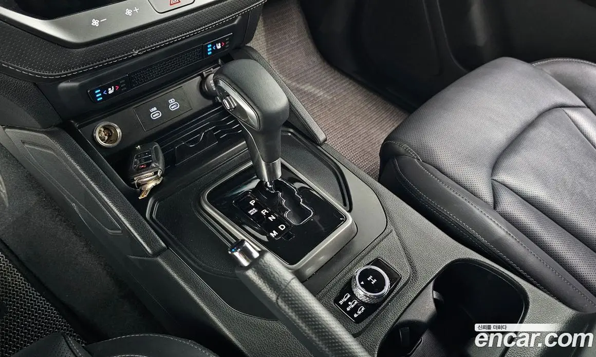 SsangYong Rexton 2023 2.2 автомат (гидро), фото 12