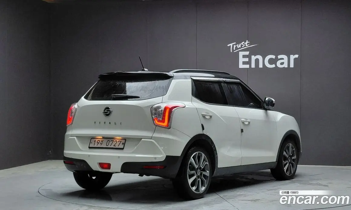 SsangYong TIBOLI 2016 1.6 автомат (гидро), фото 2 SsangYong TIBOLI 2016 1.6 автомат (гидро), фото 2