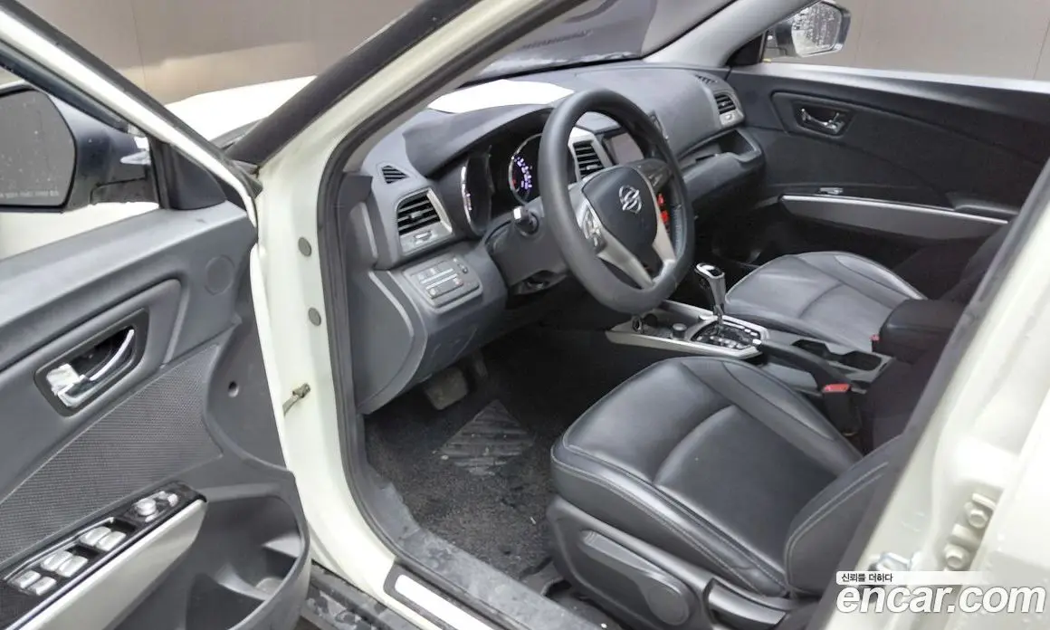 SsangYong TIBOLI 2016 1.6 автомат (гидро), фото 13 SsangYong TIBOLI 2016 1.6 автомат (гидро), фото 13
