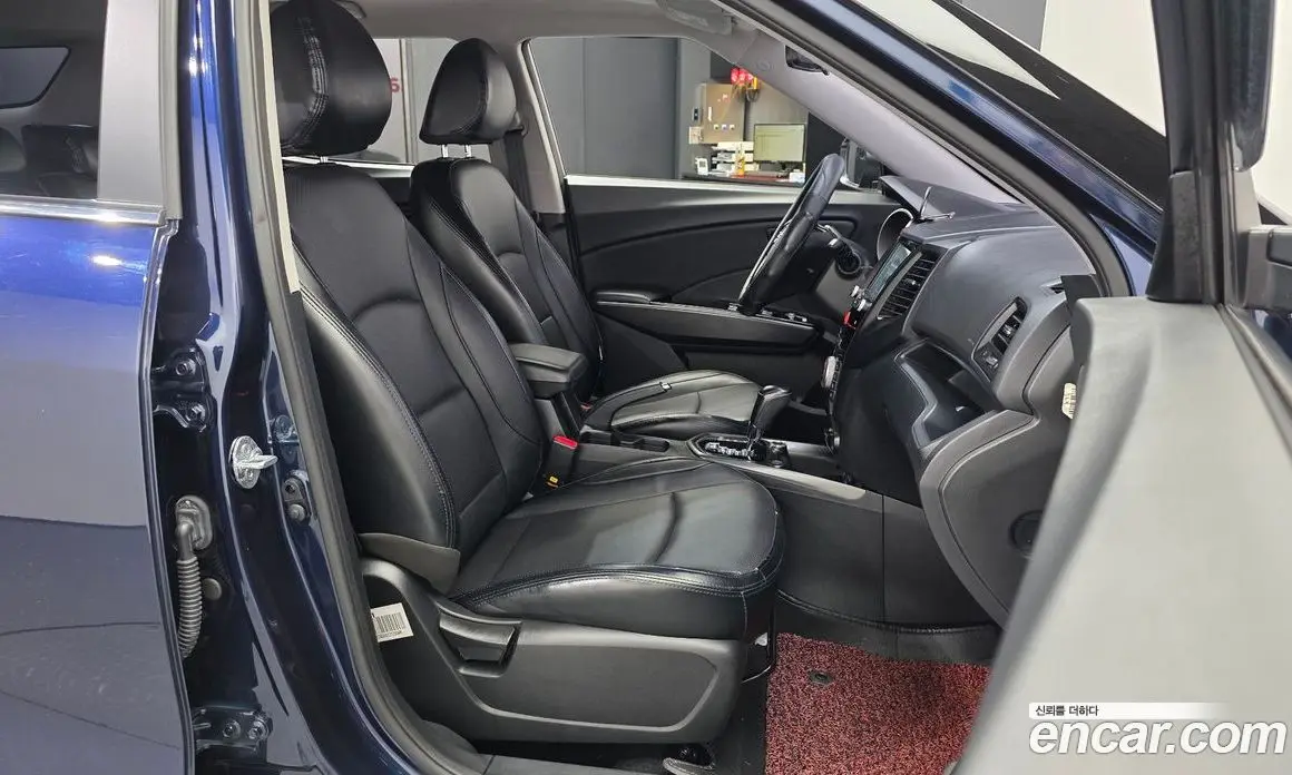 SsangYong TIBOLI 2017 1.6 автомат (гидро), фото 17 SsangYong TIBOLI 2017 1.6 автомат (гидро), фото 17