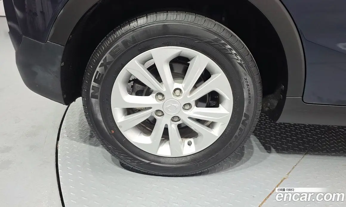 SsangYong TIBOLI 2019 1.6 автомат (гидро), фото 5 SsangYong TIBOLI 2019 1.6 автомат (гидро), фото 5