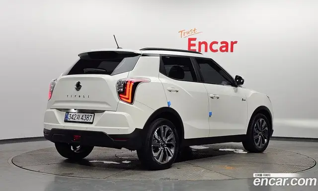 SsangYong TIBOLI 2020 1.5 автомат (гидро), миниатюра 2