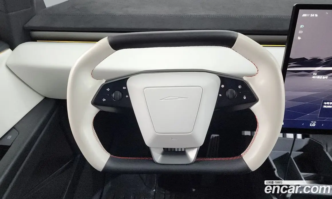 Tesla Cybertruck 2024 0.1 автомат (гидро), фото 15 Tesla Cybertruck 2024 0.1 автомат (гидро), фото 15