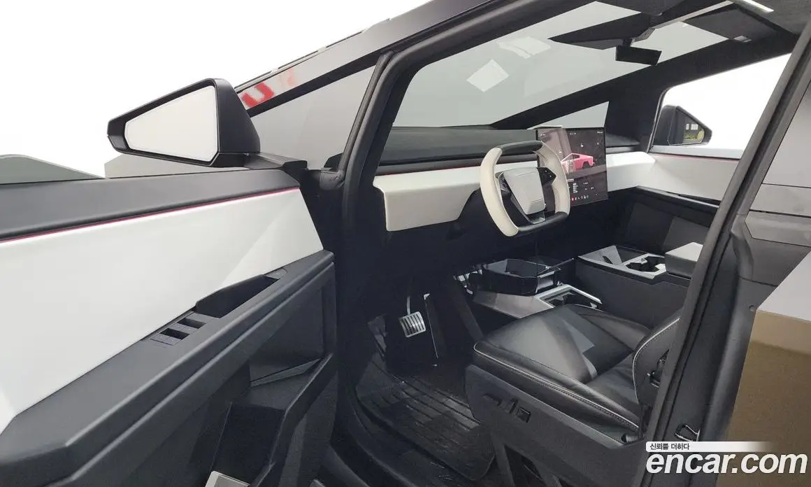 Tesla Cybertruck 2024 0.1 автомат (гидро), фото 10 Tesla Cybertruck 2024 0.1 автомат (гидро), фото 10
