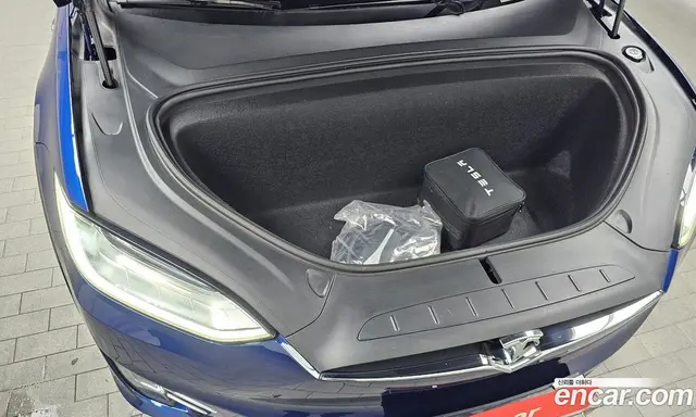 Tesla Model X 2019 0.3 автомат (гидро), миниатюра 5 Tesla Model X 2019 0.3 автомат (гидро), миниатюра 5