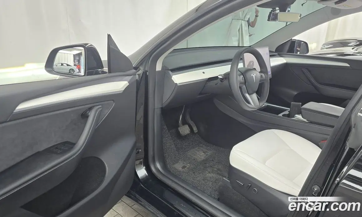 Tesla Model Y 2023 0.2 автомат (гидро), фото 13 Tesla Model Y 2023 0.2 автомат (гидро), фото 13