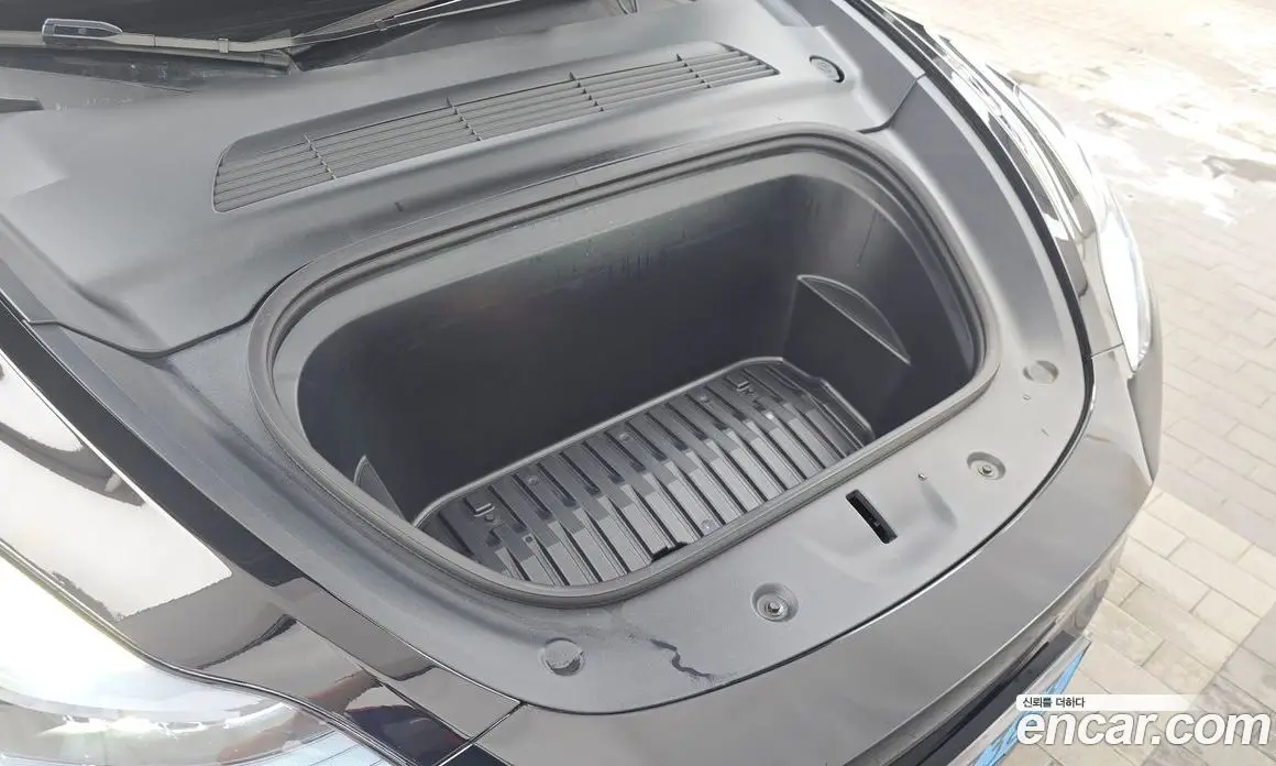Tesla Model Y 2023 0.2 автомат (гидро), фото 6 Tesla Model Y 2023 0.2 автомат (гидро), фото 6