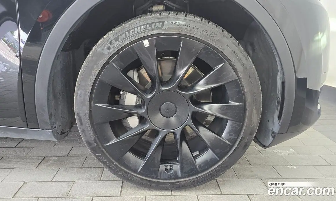Tesla Model Y 2023 0.2 автомат (гидро), фото 7 Tesla Model Y 2023 0.2 автомат (гидро), фото 7