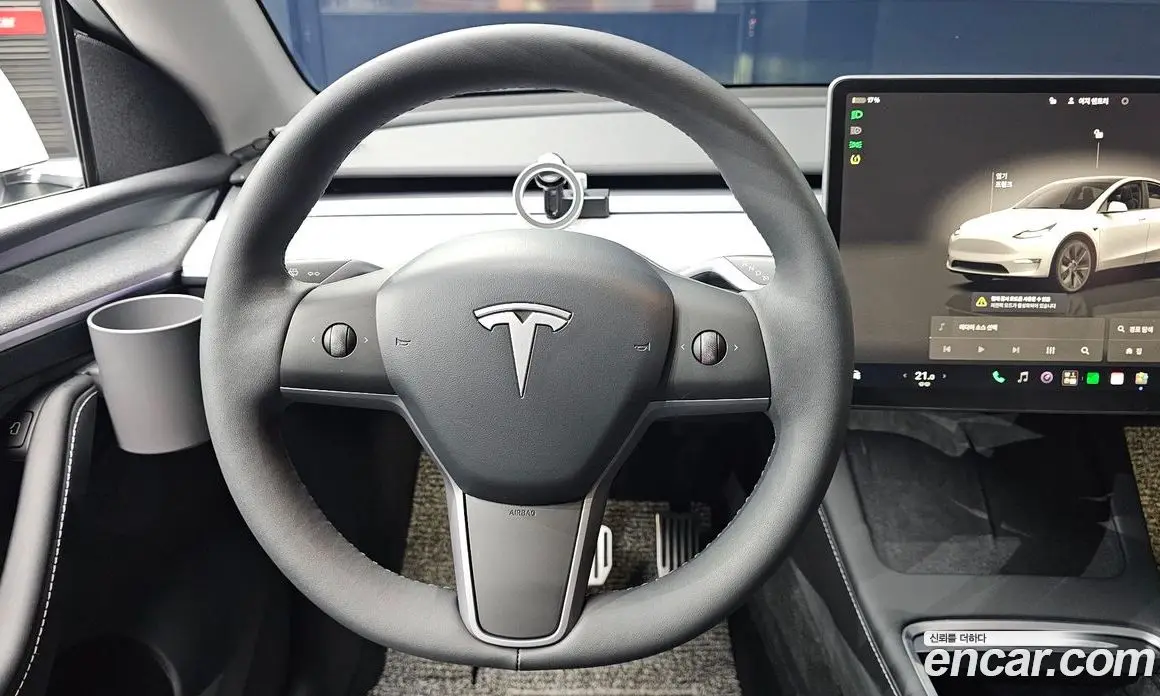Tesla Model Y 2024 0.2 автомат (гидро), фото 19 Tesla Model Y 2024 0.2 автомат (гидро), фото 19