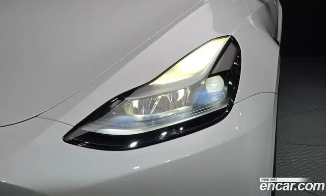 Tesla Model Y 2024 0.2 автомат (гидро), миниатюра 8 Tesla Model Y 2024 0.2 автомат (гидро), миниатюра 8