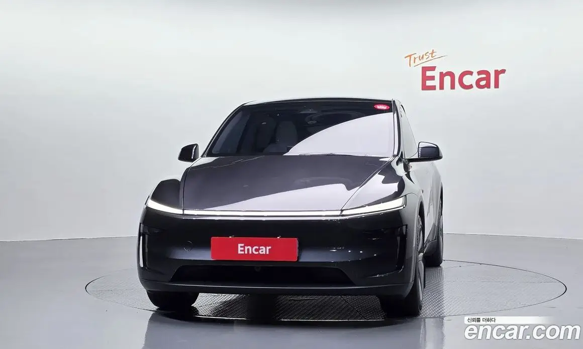 Tesla Model Y 2025 0.2 автомат (гидро), фото 3 Tesla Model Y 2025 0.2 автомат (гидро), фото 3