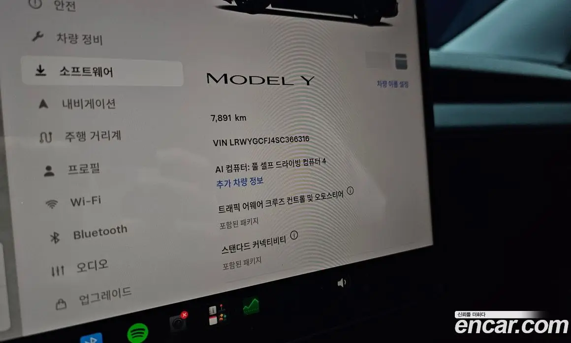 Tesla Model Y 2025 0.2 автомат (гидро), фото 11