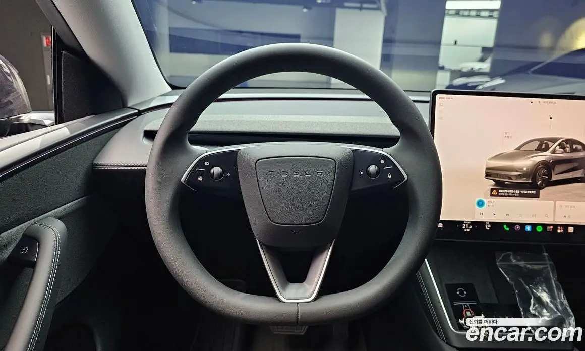 Tesla Model Y 2025 0.2 автомат (гидро), фото 20