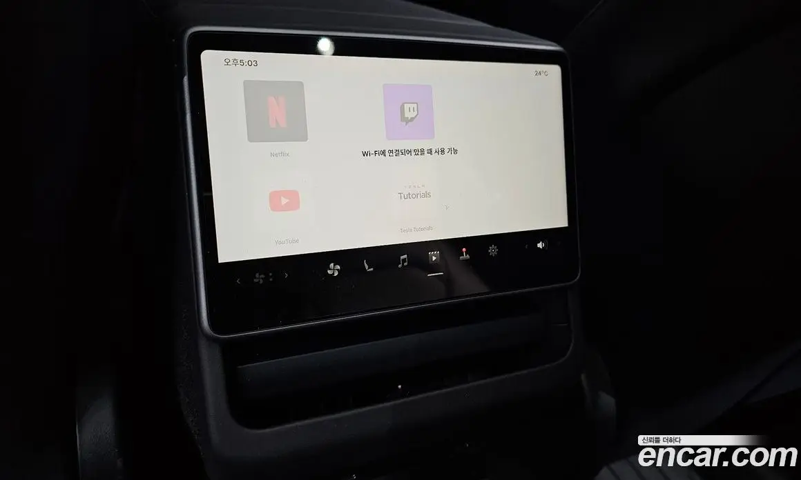Tesla Model Y 2025 0.2 автомат (гидро), фото 30