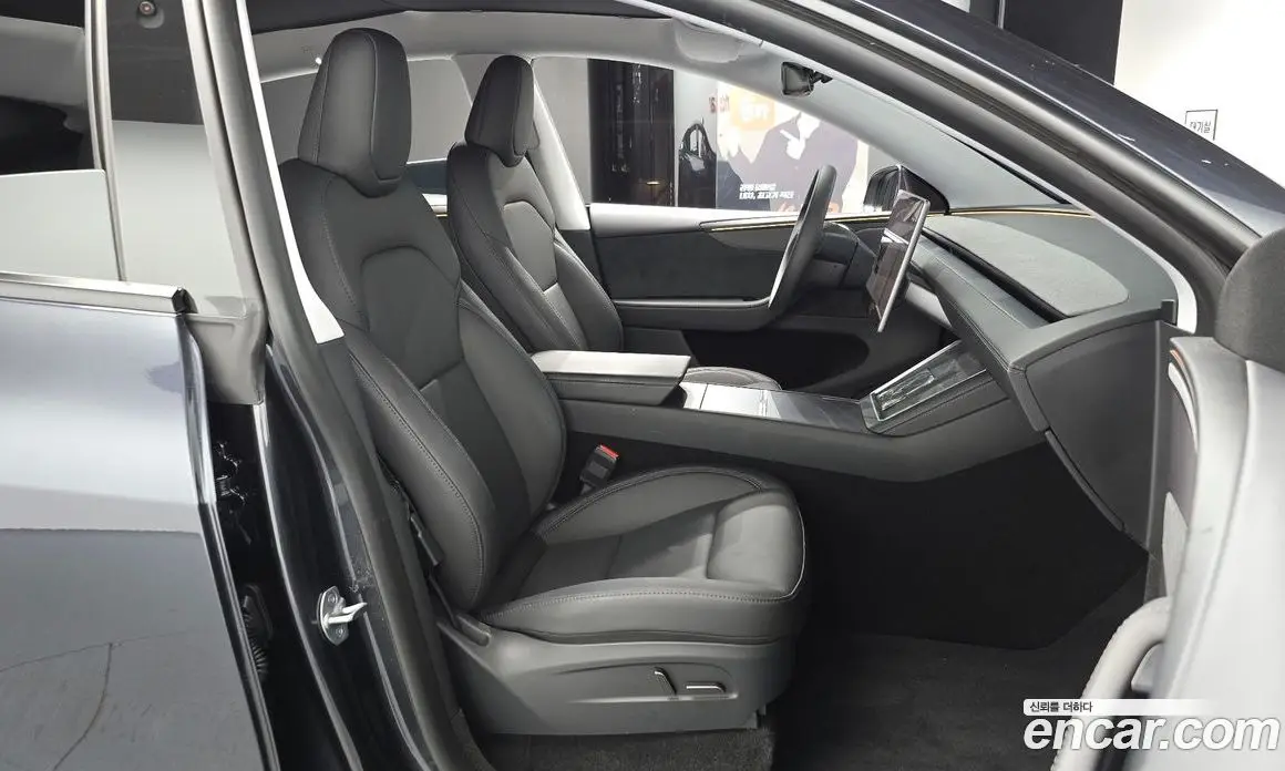 Tesla Model Y 2025 0.2 автомат (гидро), фото 16 Tesla Model Y 2025 0.2 автомат (гидро), фото 16