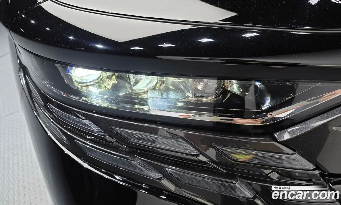 Toyota Alphard 2024 2.5 автомат (гидро), фото 8 Toyota Alphard 2024 2.5 автомат (гидро), фото 8