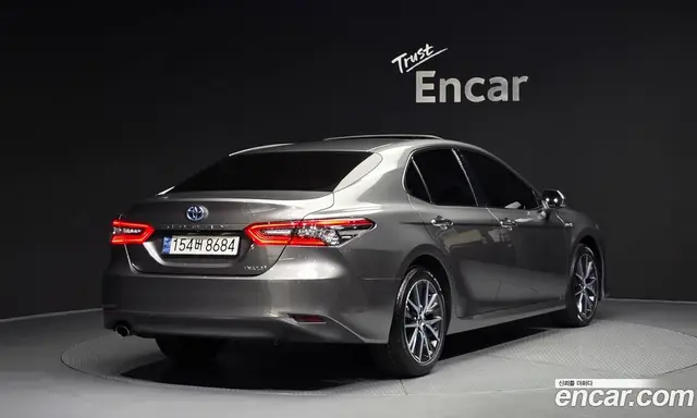 Toyota Camry 2024 2.5 автомат (гидро), миниатюра 2