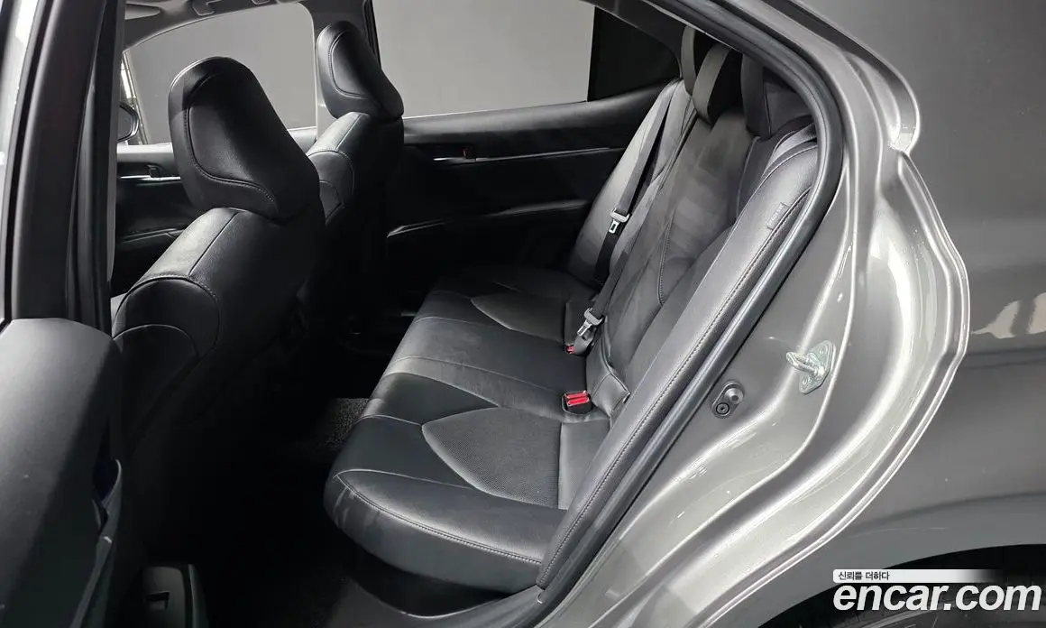Toyota Camry 2024 2.5 автомат (гидро), фото 16