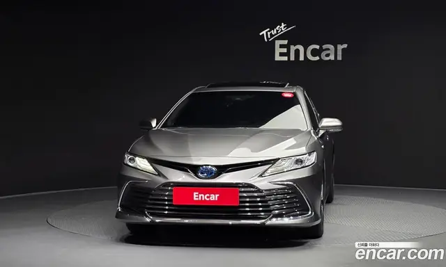 Toyota Camry 2024 2.5 автомат (гидро), миниатюра 3