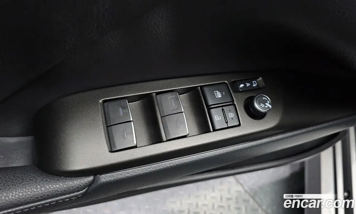 Toyota Camry 2024 2.5 автомат (гидро), фото 30