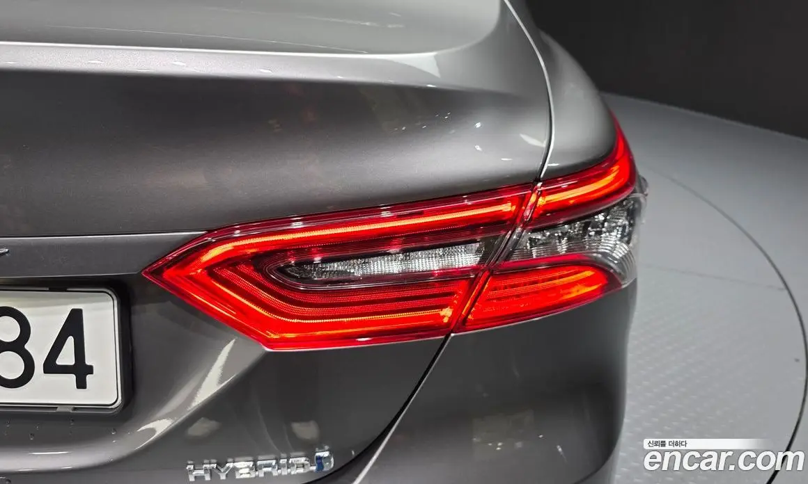 Toyota Camry 2024 2.5 автомат (гидро), фото 9