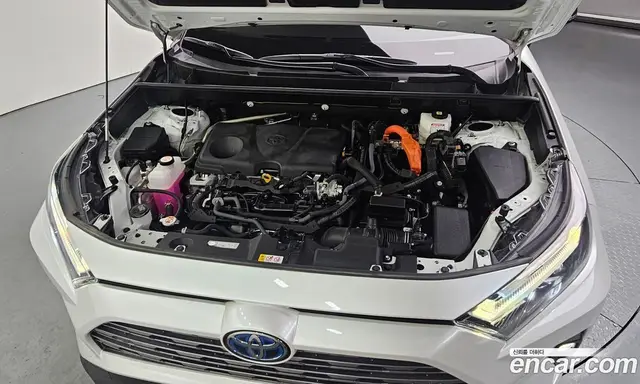 Toyota RAV4 2023 2.5 автомат (гидро), миниатюра 6 Toyota RAV4 2023 2.5 автомат (гидро), миниатюра 6