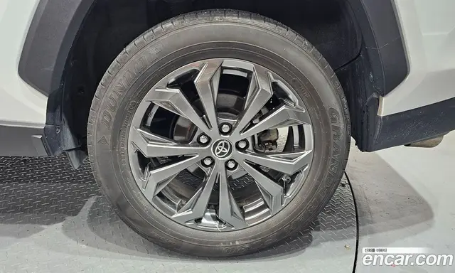 Toyota RAV4 2023 2.5 автомат (гидро), миниатюра 7 Toyota RAV4 2023 2.5 автомат (гидро), миниатюра 7