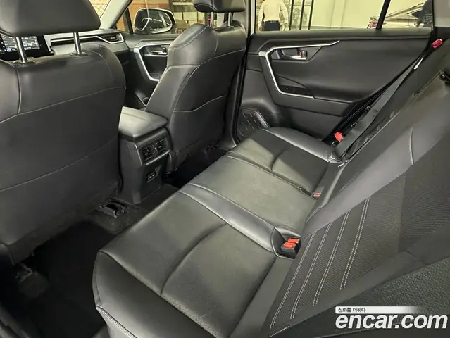 Toyota RAV4 2023 2.5 автомат (вариатор), миниатюра 11 Toyota RAV4 2023 2.5 автомат (вариатор), миниатюра 11