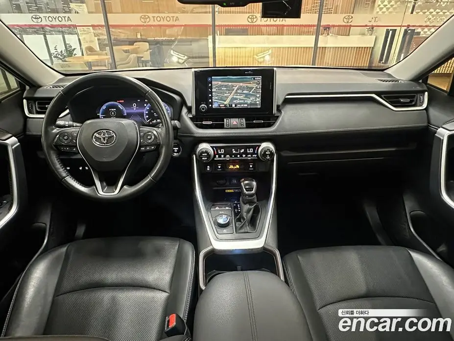 Toyota RAV4 2023 2.5 автомат (вариатор), фото 7 Toyota RAV4 2023 2.5 автомат (вариатор), фото 7