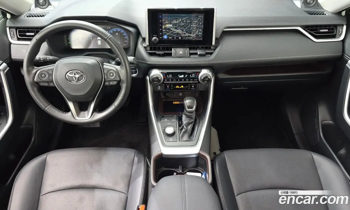 Toyota RAV4 2024 2.5 автомат (гидро), фото 7 Toyota RAV4 2024 2.5 автомат (гидро), фото 7