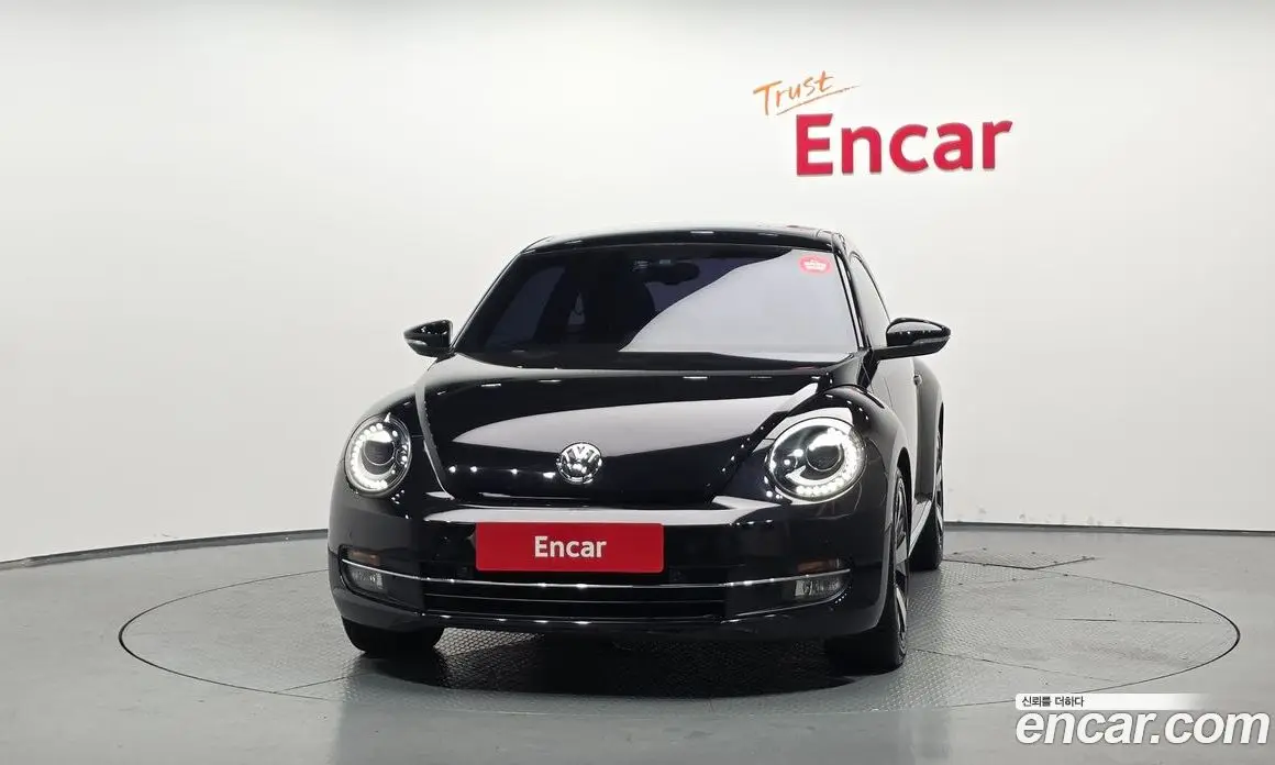 Volkswagen Beatle 2014 2.0 автомат (гидро), фото 3 Volkswagen Beatle 2014 2.0 автомат (гидро), фото 3