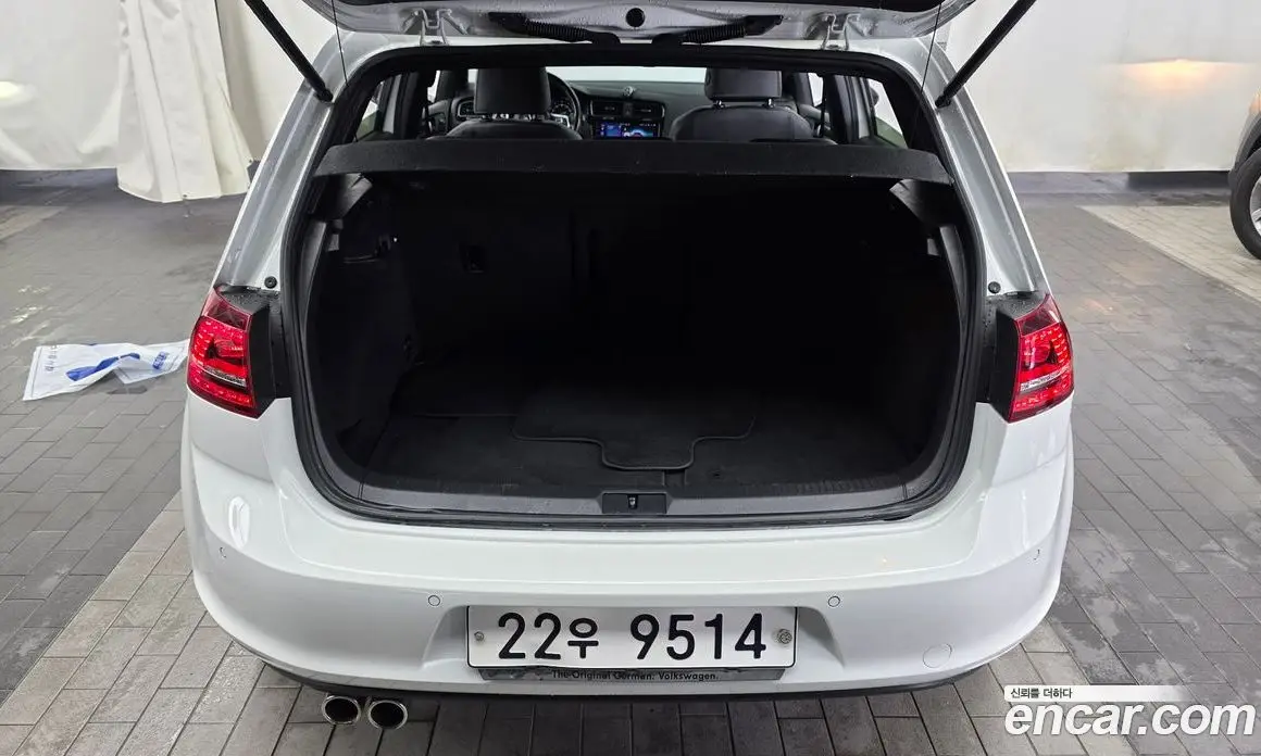 Volkswagen Golf 2015 2.0 автомат (гидро), фото 20 Volkswagen Golf 2015 2.0 автомат (гидро), фото 20