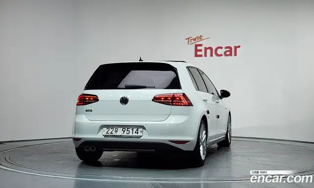Volkswagen Golf 2015 2.0 автомат (гидро), миниатюра 4 Volkswagen Golf 2015 2.0 автомат (гидро), миниатюра 4