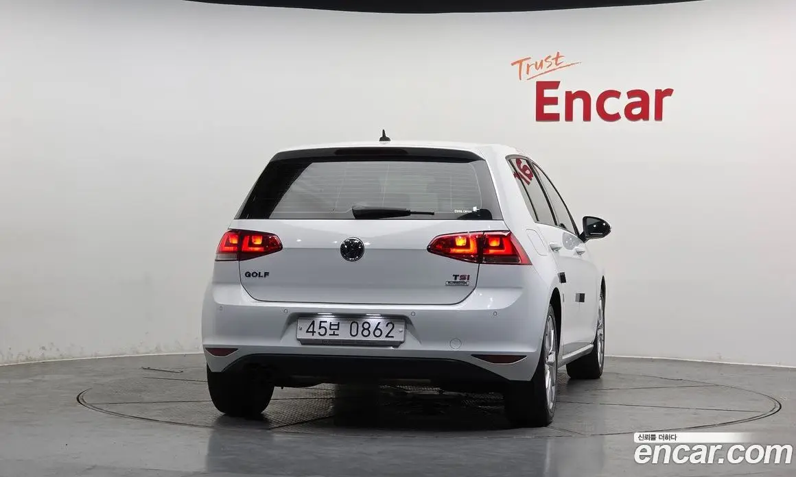 Volkswagen Golf 2016 1.4 автомат (гидро), фото 4 Volkswagen Golf 2016 1.4 автомат (гидро), фото 4