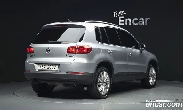 Volkswagen Tiguan 2013 2.0 автомат (гидро), миниатюра 2 Volkswagen Tiguan 2013 2.0 автомат (гидро), миниатюра 2