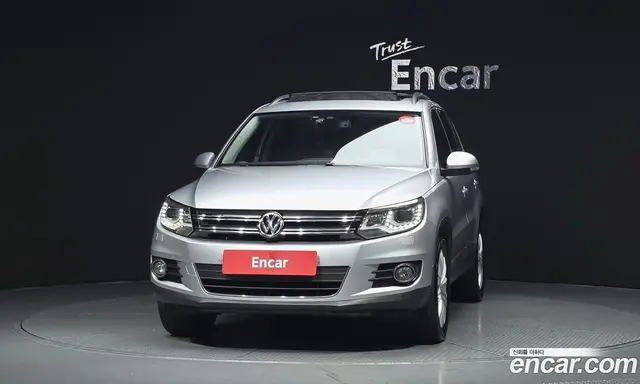 Volkswagen Tiguan 2013 2.0 автомат (гидро), миниатюра 3 Volkswagen Tiguan 2013 2.0 автомат (гидро), миниатюра 3