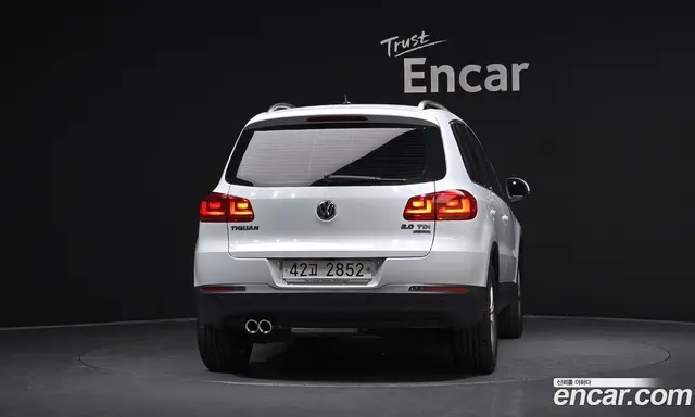 Volkswagen Tiguan 2015 2.0 автомат (гидро), миниатюра 4 Volkswagen Tiguan 2015 2.0 автомат (гидро), миниатюра 4