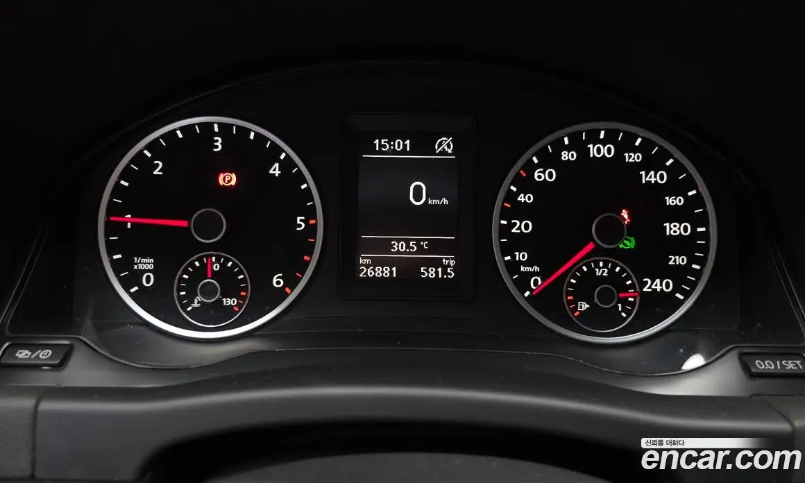 Volkswagen Tiguan 2015 2.0 автомат (гидро), фото 8 Volkswagen Tiguan 2015 2.0 автомат (гидро), фото 8