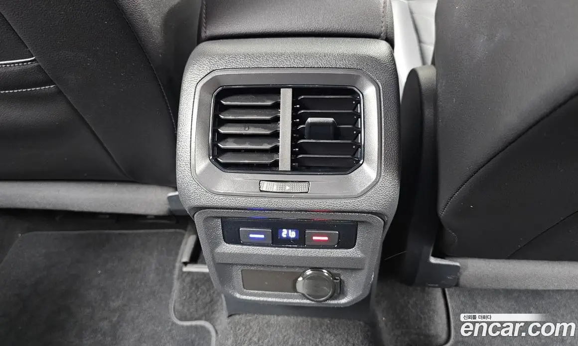 Volkswagen Tiguan 2021 2.0 автомат (гидро), фото 19 Volkswagen Tiguan 2021 2.0 автомат (гидро), фото 19