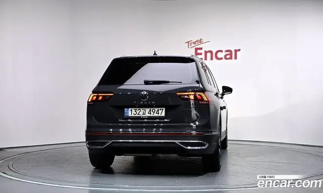 Volkswagen Tiguan 2021 2.0 автомат (гидро), миниатюра 4 Volkswagen Tiguan 2021 2.0 автомат (гидро), миниатюра 4